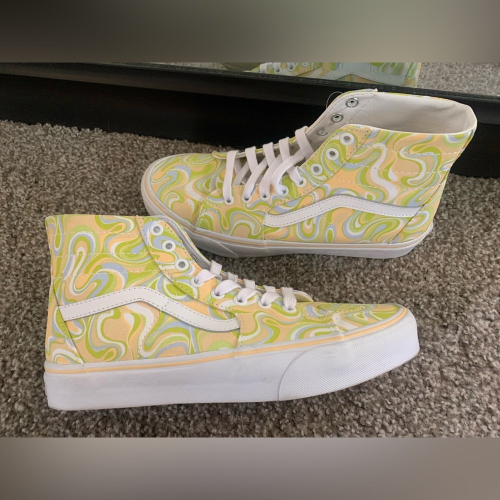 Van’s Women’s SK8-Hi Tapered Swirl Lime Green Cream Canvas Shoes